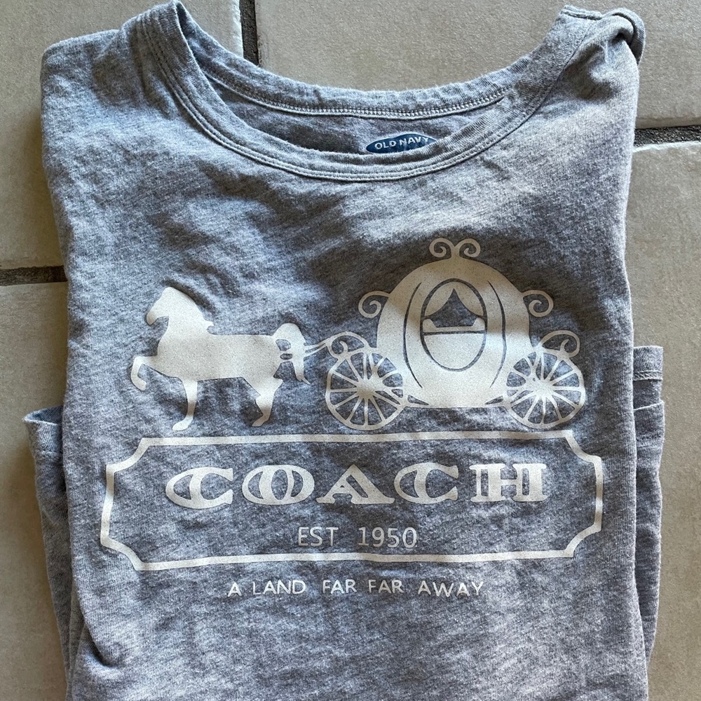 Women’s Graphic Tee
